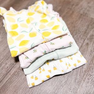 0-3 and 3-6 mo sleep and play  girls lot cloud island